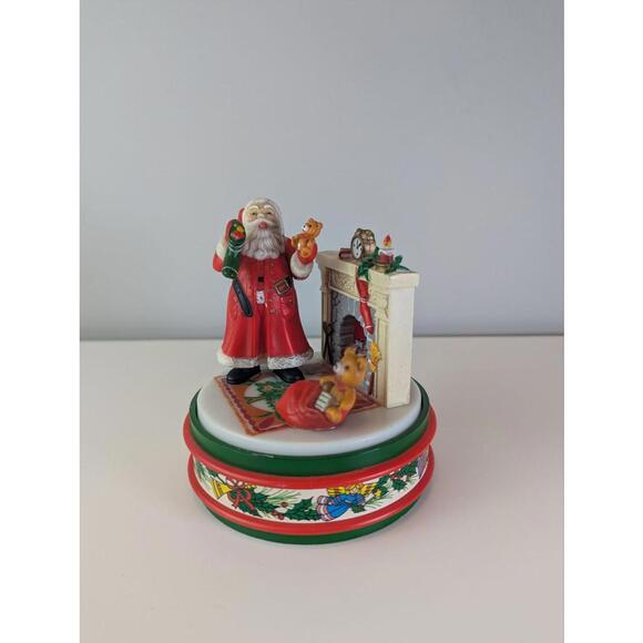 Vintage Santa Claus Musical Box Figurine Christmas Fireplace Scene Decor - Picture 3 of 9